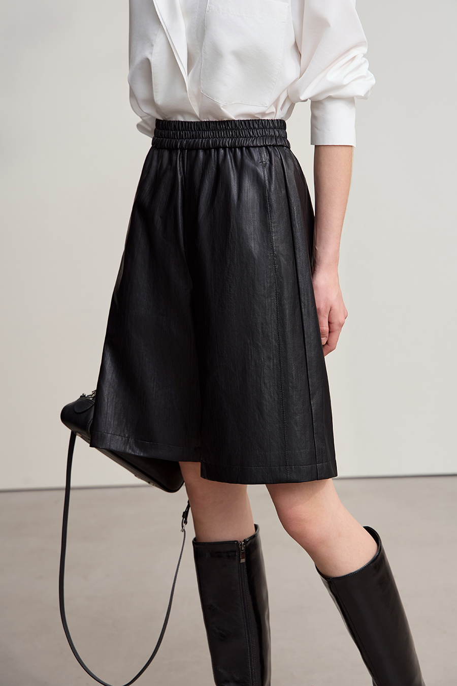 Eco - Leather Casual Shorts|AMII-AMII.com