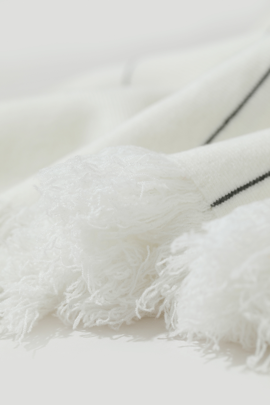 Fringed Raw - edge Skirt|AMII-AMII.com