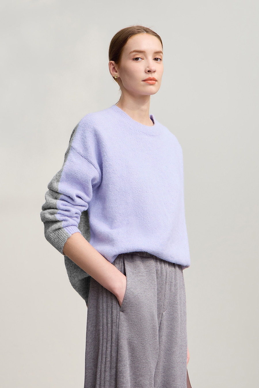 Crew Neck Drop Shoulder Color - block Sweater|AMII-AMII.com