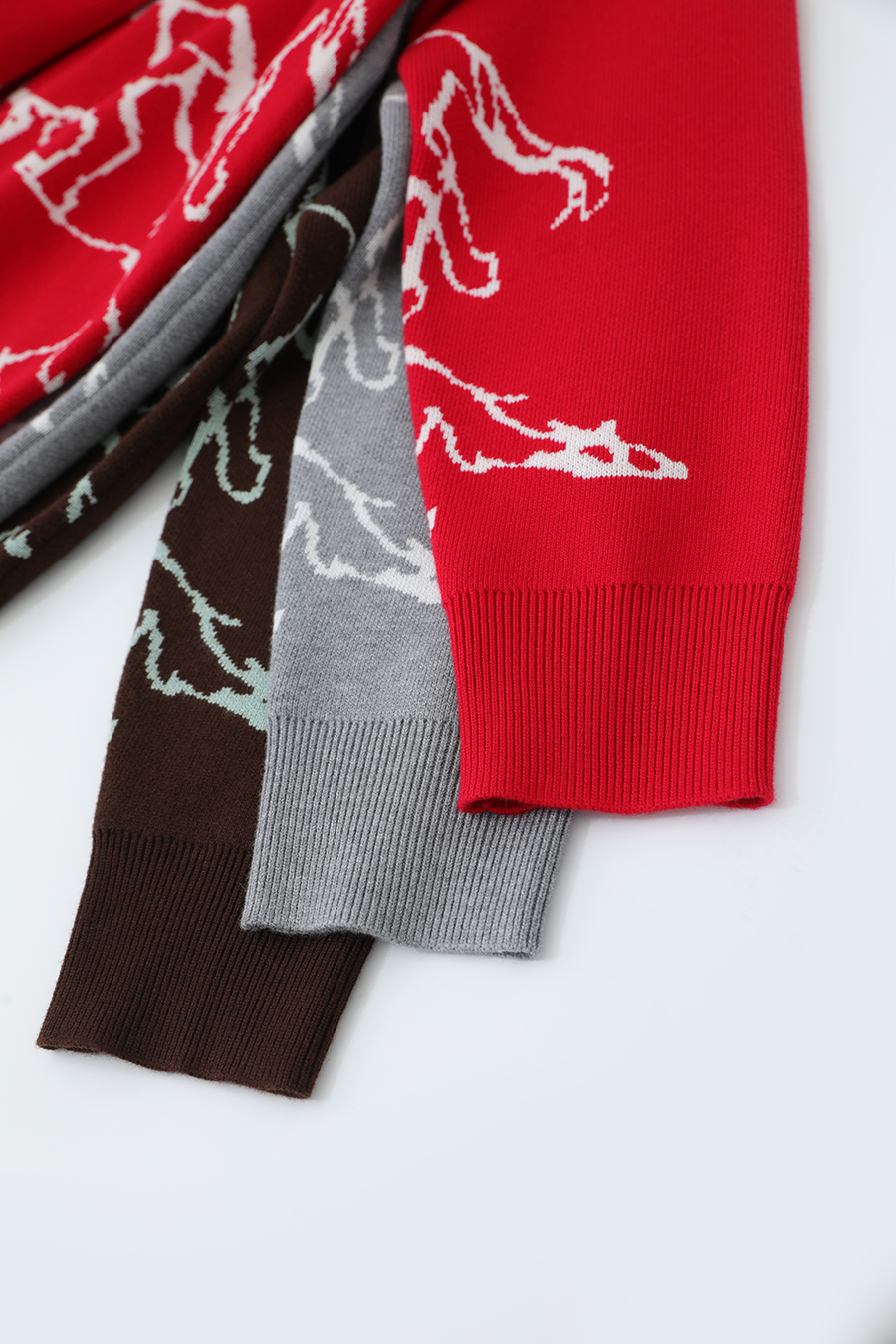 Horse Jacquard Crew Neck Sweater|AMII-AMII.com