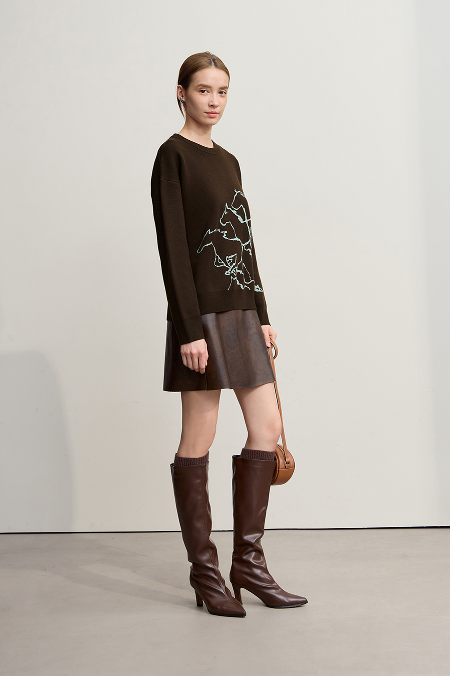 Horse Jacquard Crew Neck Sweater|AMII-AMII.com