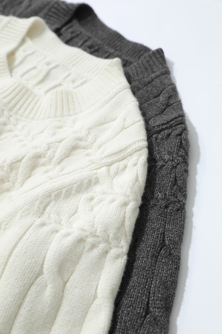 Crew Neck Short Cable Knit Sweater