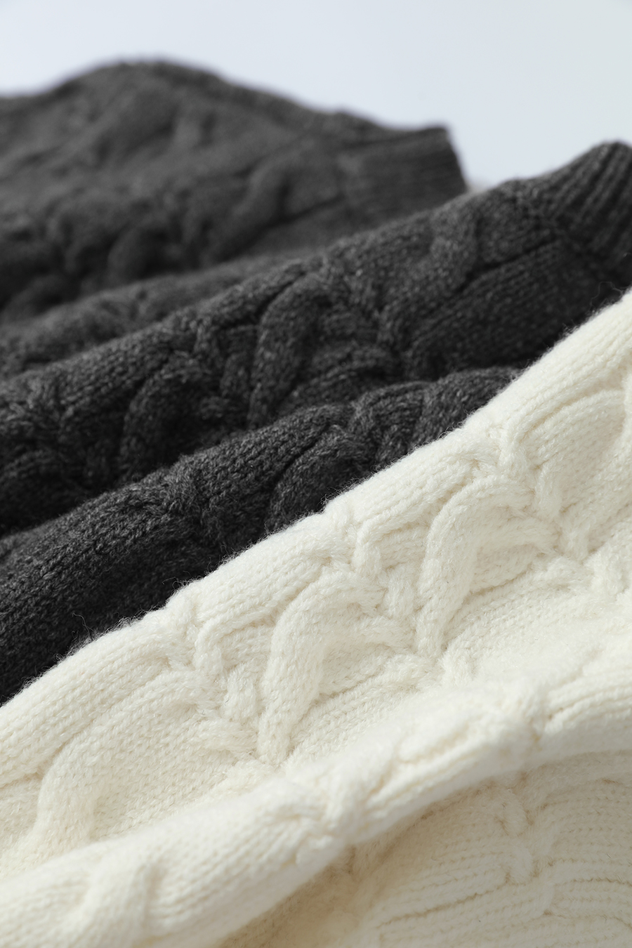 Crew Neck Short Cable Knit Sweater