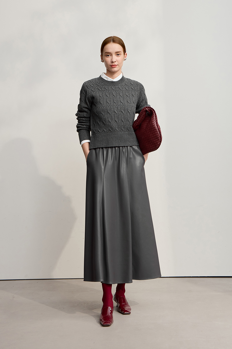 Crew Neck Short Cable Knit Sweater