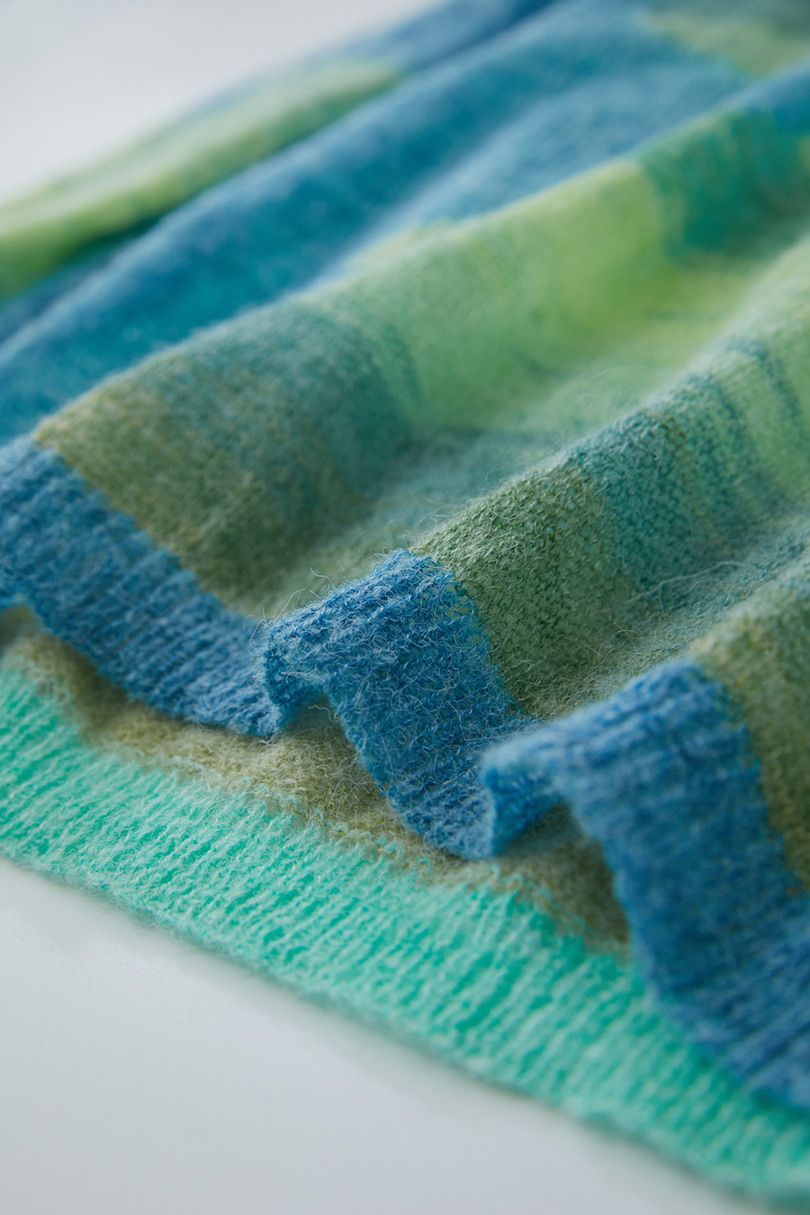 Gradient Color - block Knitted Sweater|AMII-AMII.com