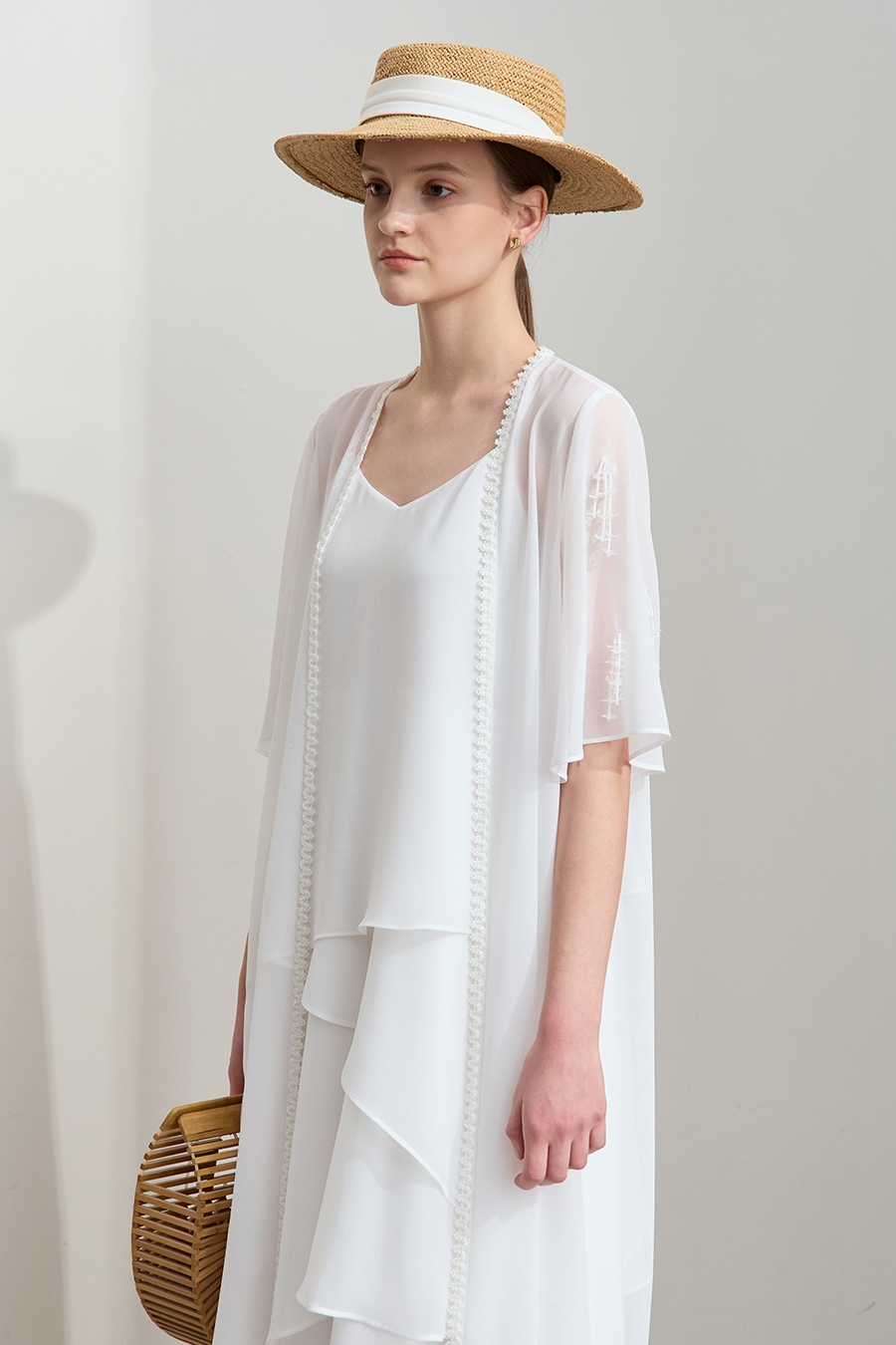 Floral beaded chiffon blouse|AMII