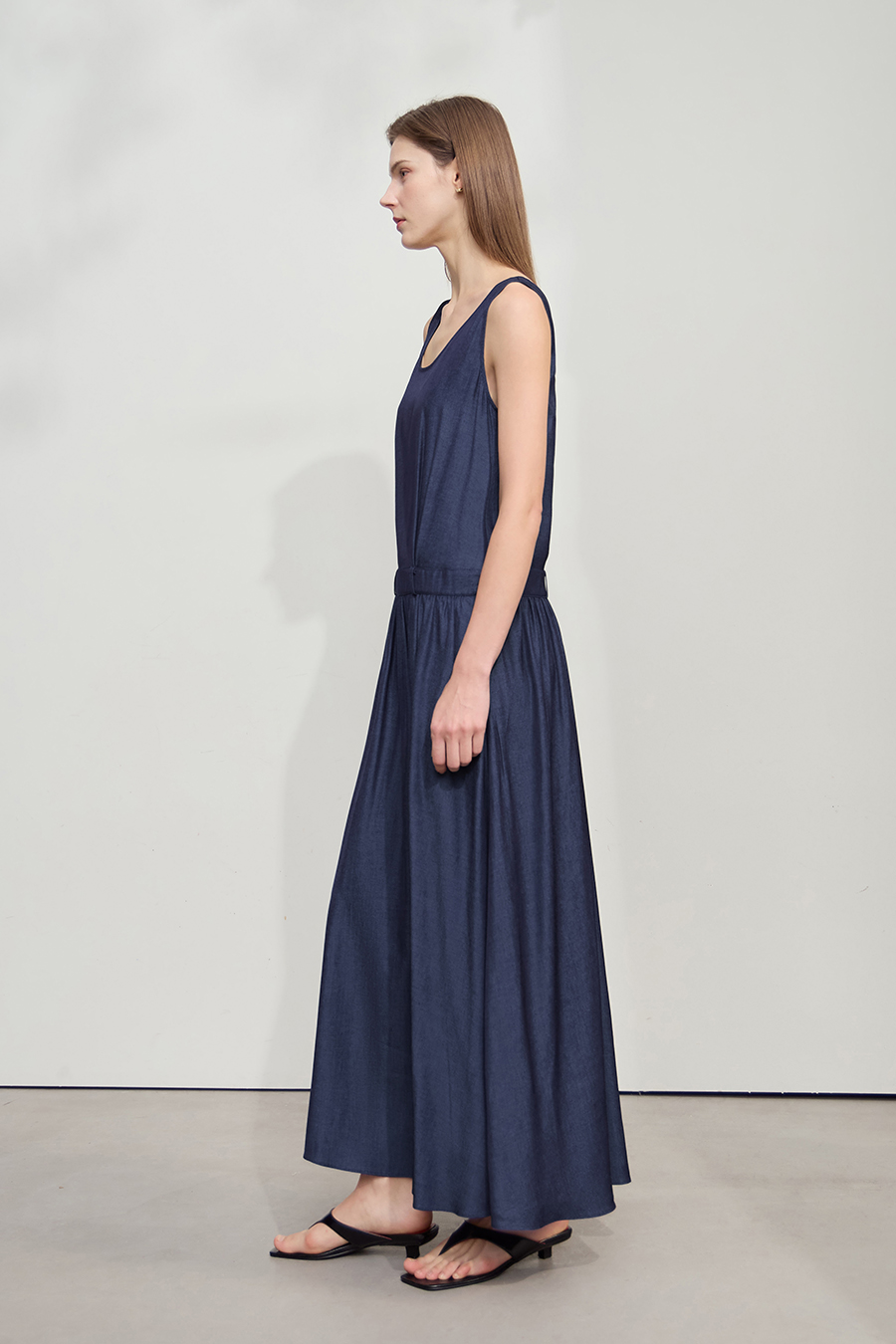 U-neck Gathered Dress