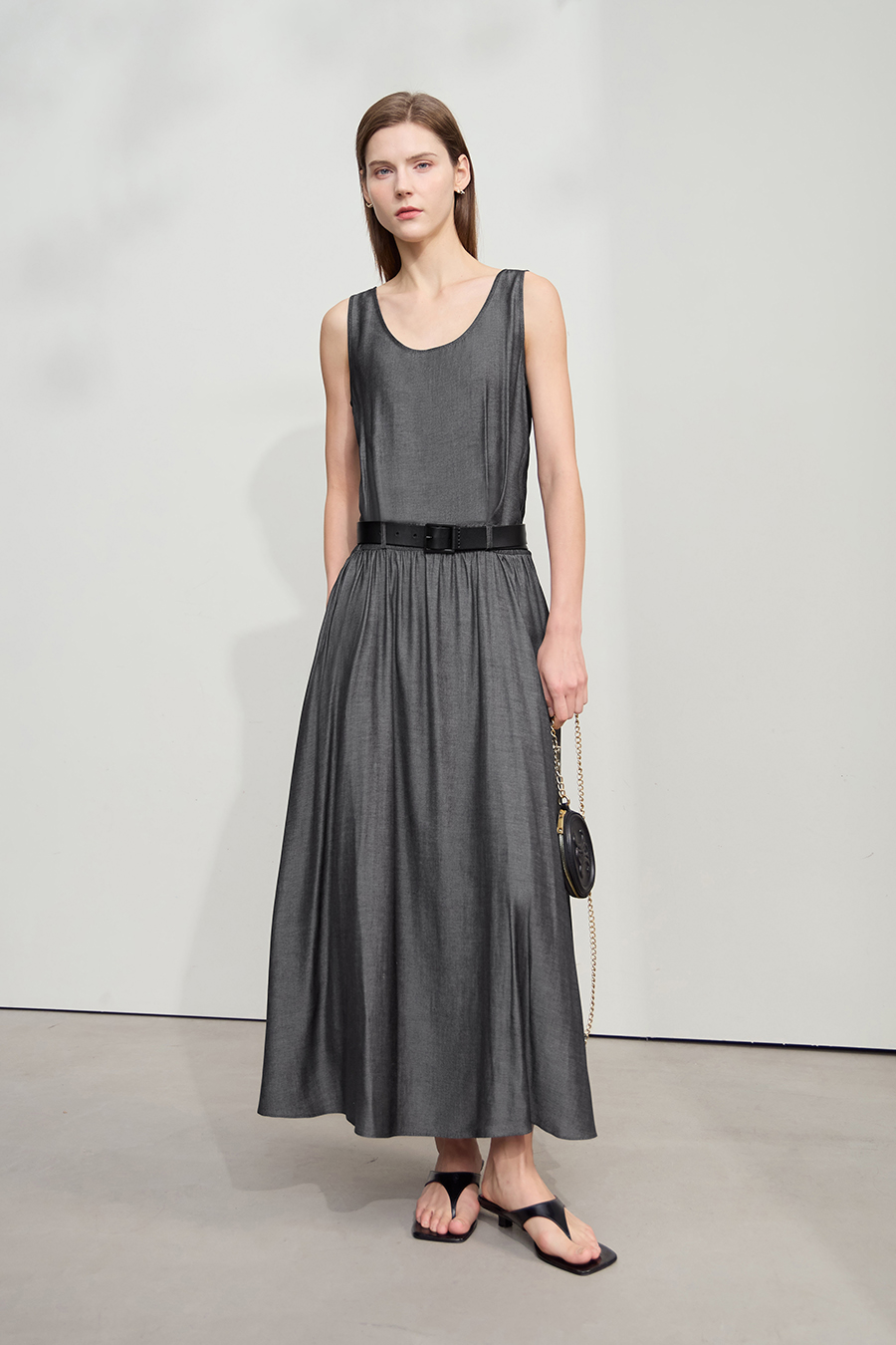 U-neck Gathered Dress