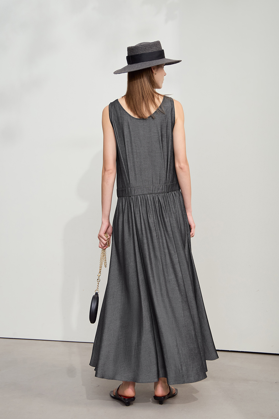 U-neck Gathered Dress