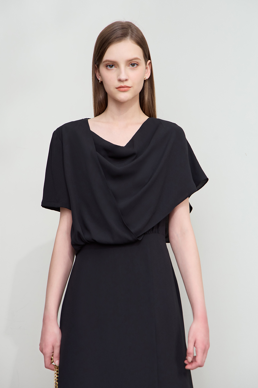 Cowl neck fitted chiffon dress|AMII