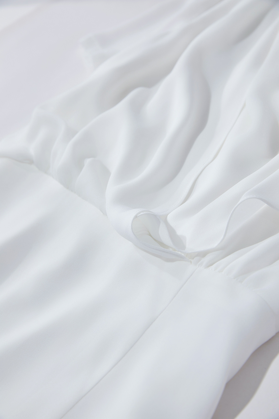Cowl neck fitted chiffon dress|AMII