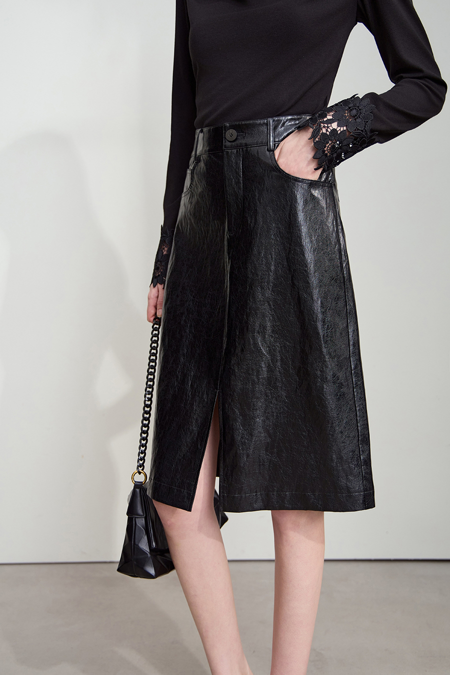 Front Slit PU Skirt|AMII-AMII.com