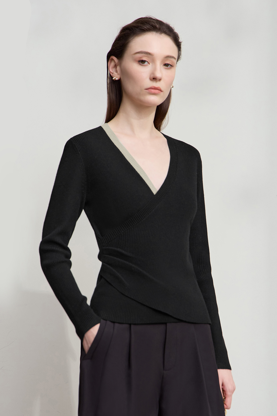 Slim Fit V-Neck Waist-Cinched Sweater|AMII-AMII.com