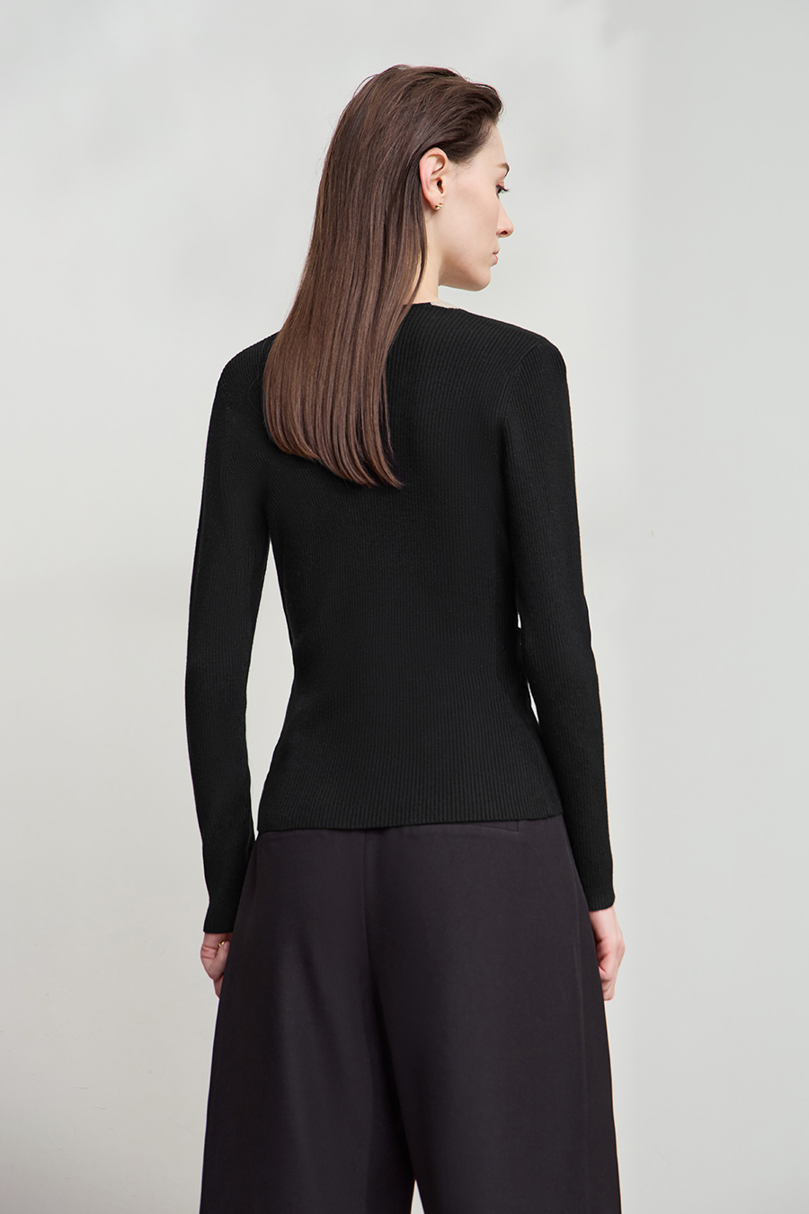 Slim Fit V-Neck Waist-Cinched Sweater|AMII-AMII.com