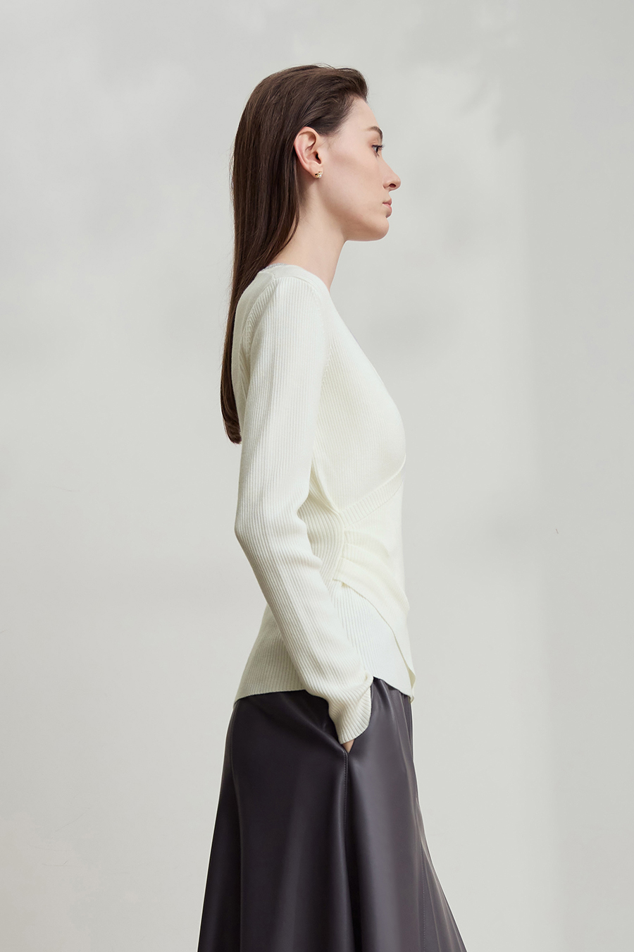 Slim Fit V-Neck Waist-Cinched Sweater|AMII-AMII.com