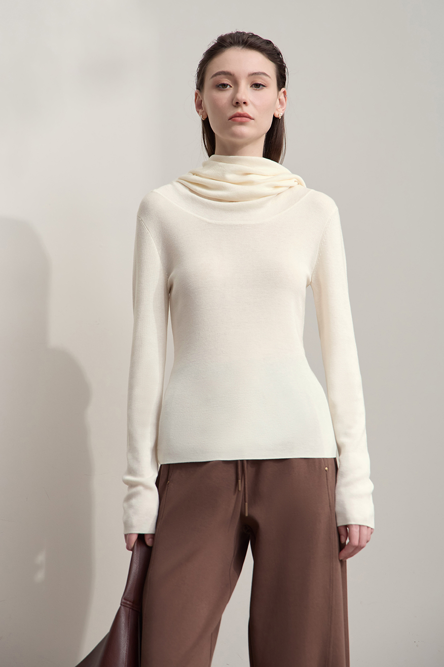 Slouchy Neck Slim Sweater|AMII-AMII.com
