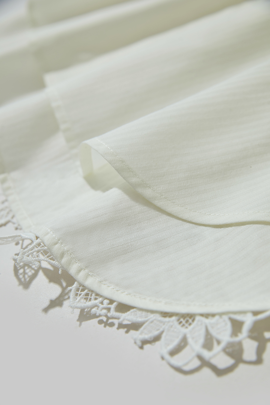 Cut-out Lace Spliced Shirt