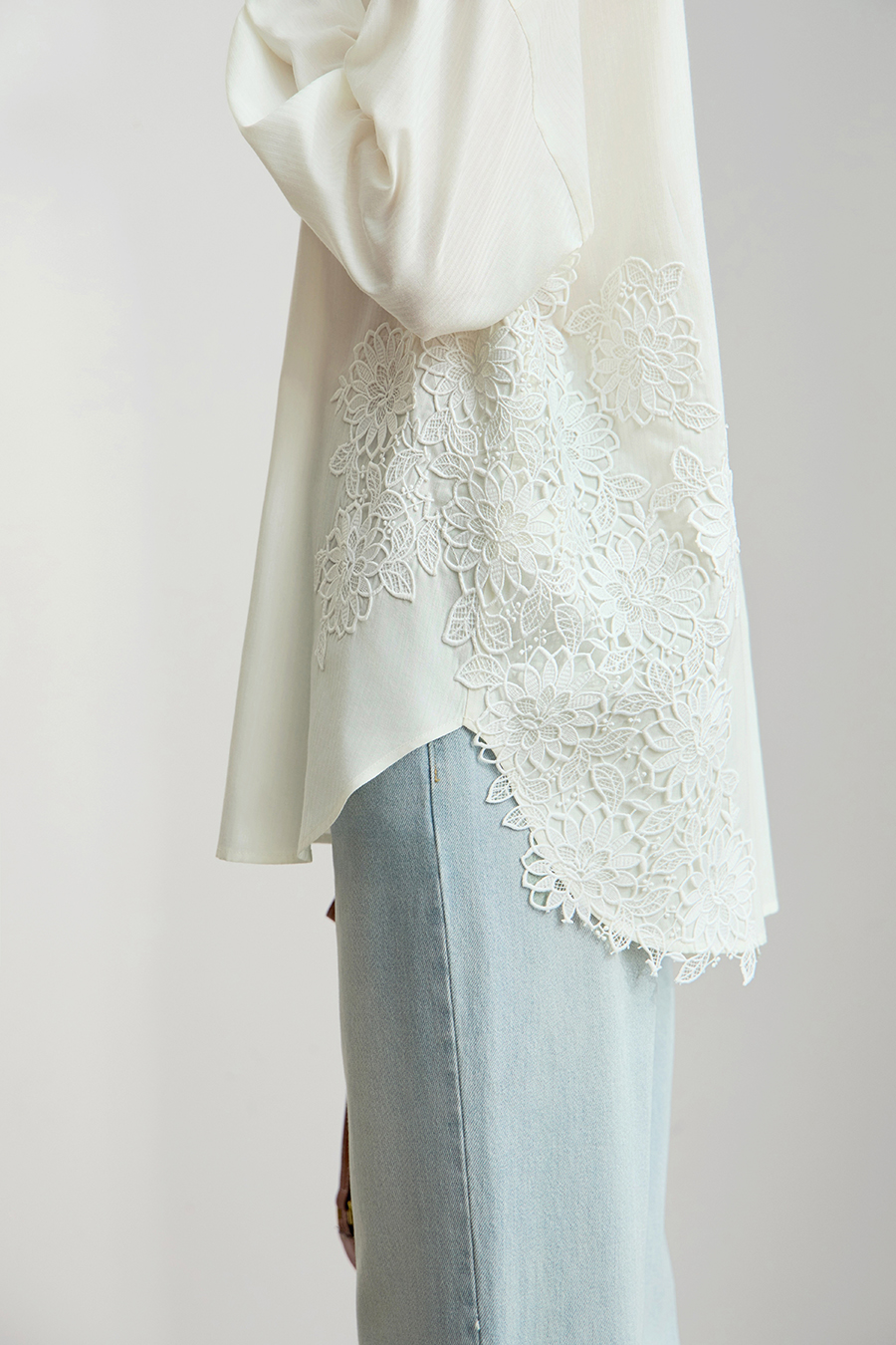 Cut-out Lace Spliced Shirt
