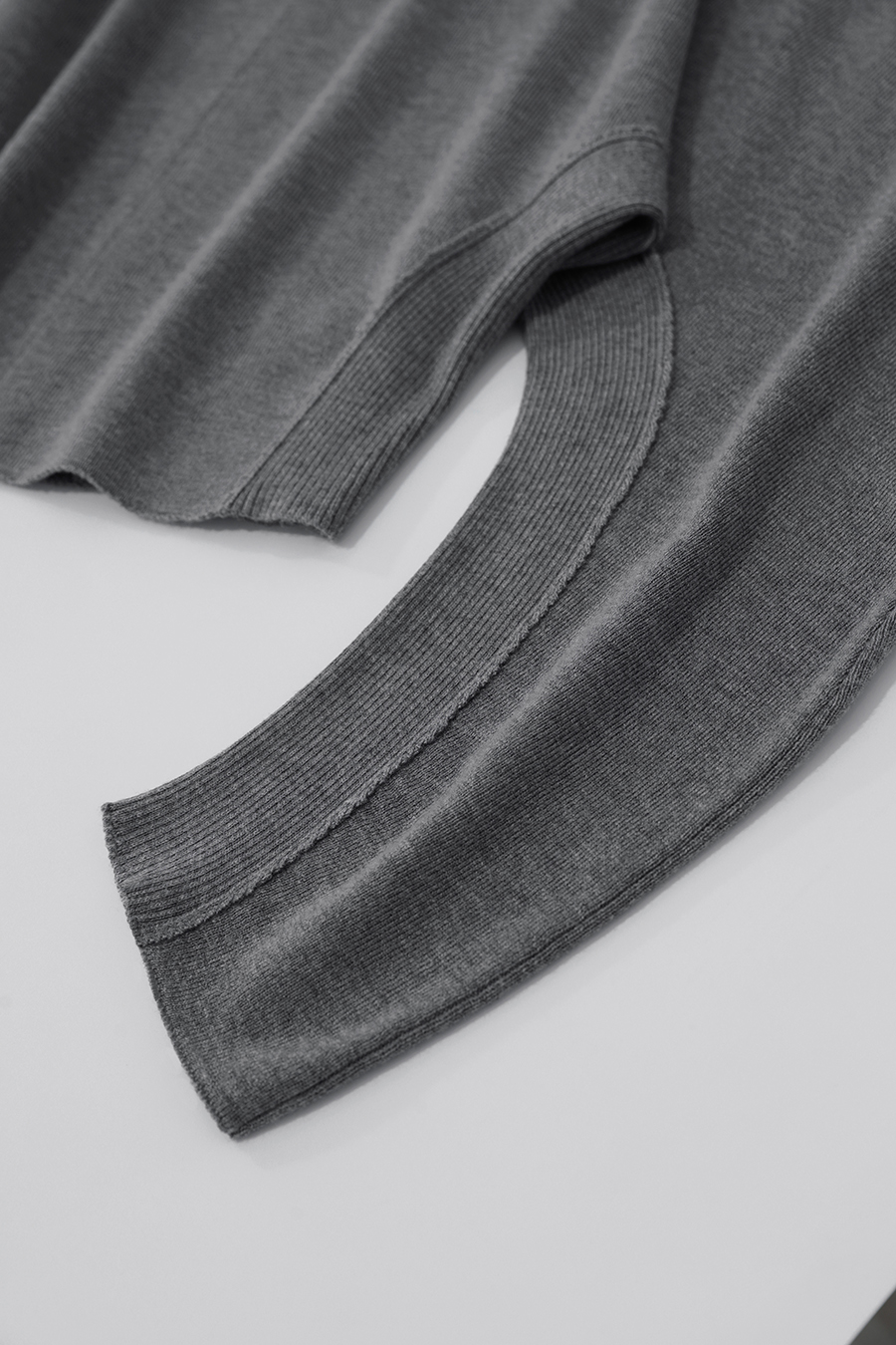 Short Raglan Sleeve Waist-Cinched Sweater|AMII-AMII.com