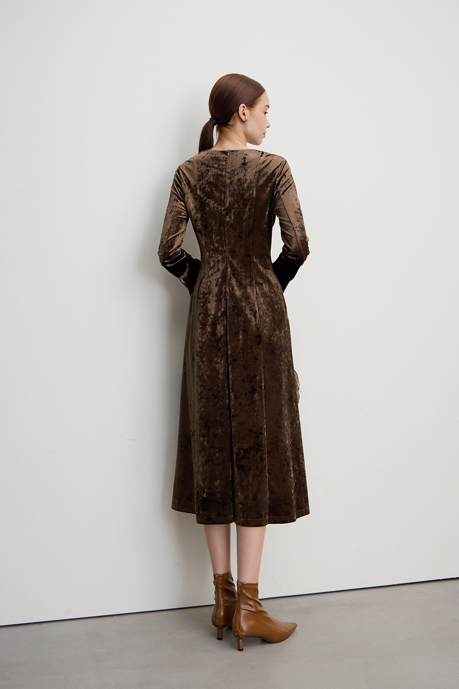 Ice Silk Velvet Dress|AMII-AMII.com