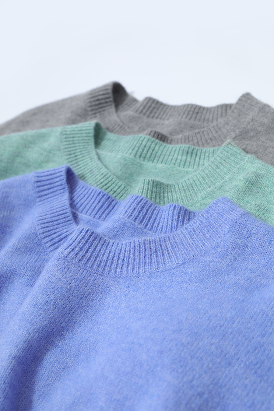 Oversized Drop Shoulder Wool Yarn Sweater