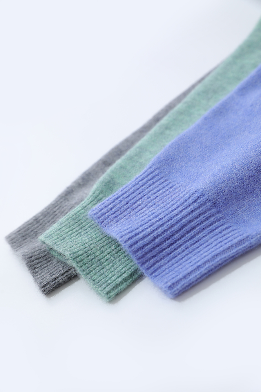 Oversized Drop Shoulder Wool Yarn Sweater