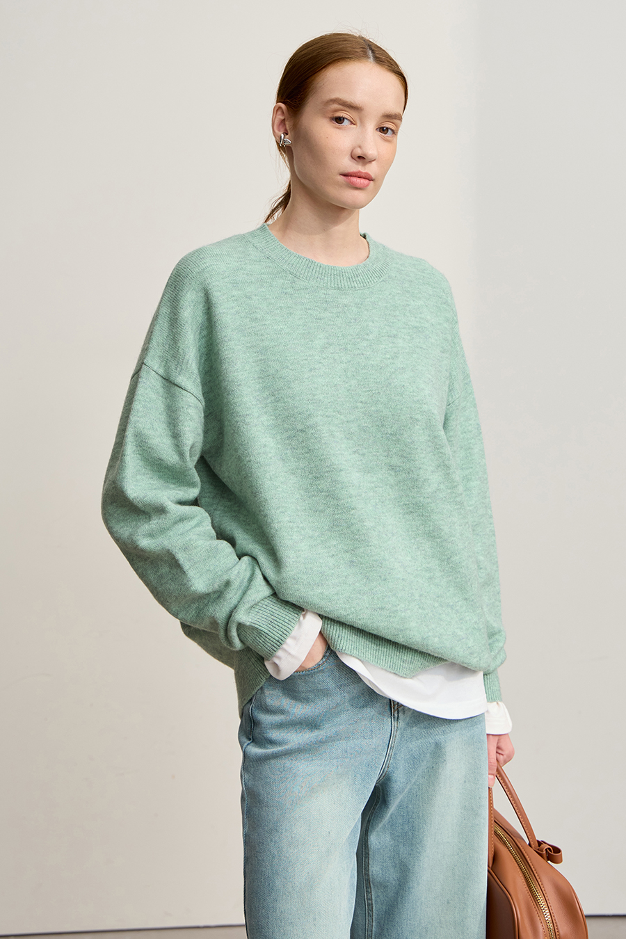 Oversized Drop Shoulder Wool Yarn Sweater