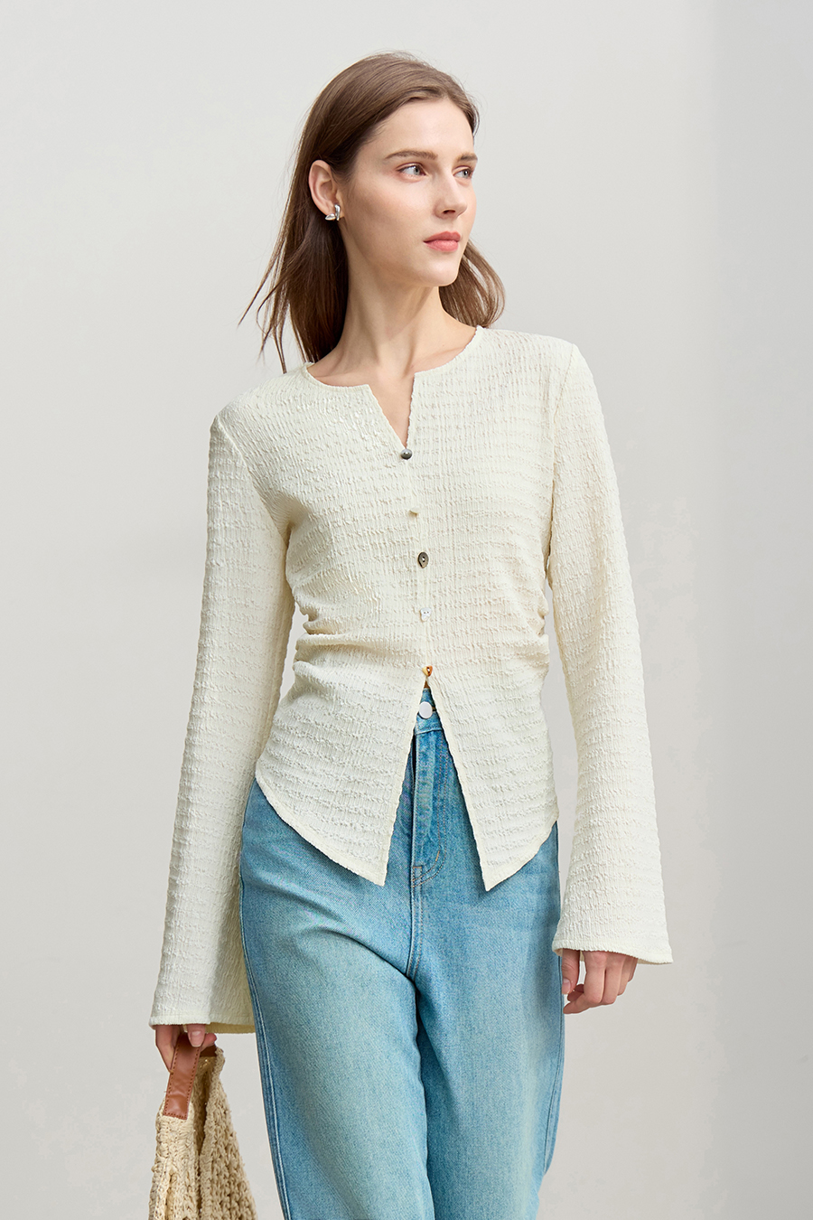 Slim Fit Micro Flare Sleeve T-Shirt|AMII-AMII.com