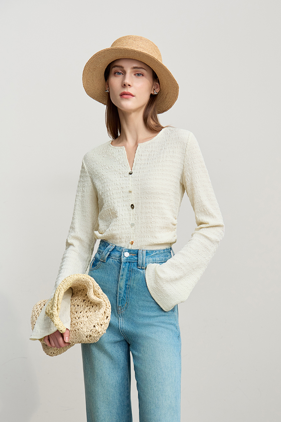 Slim Fit Micro Flare Sleeve T-Shirt|AMII-AMII.com