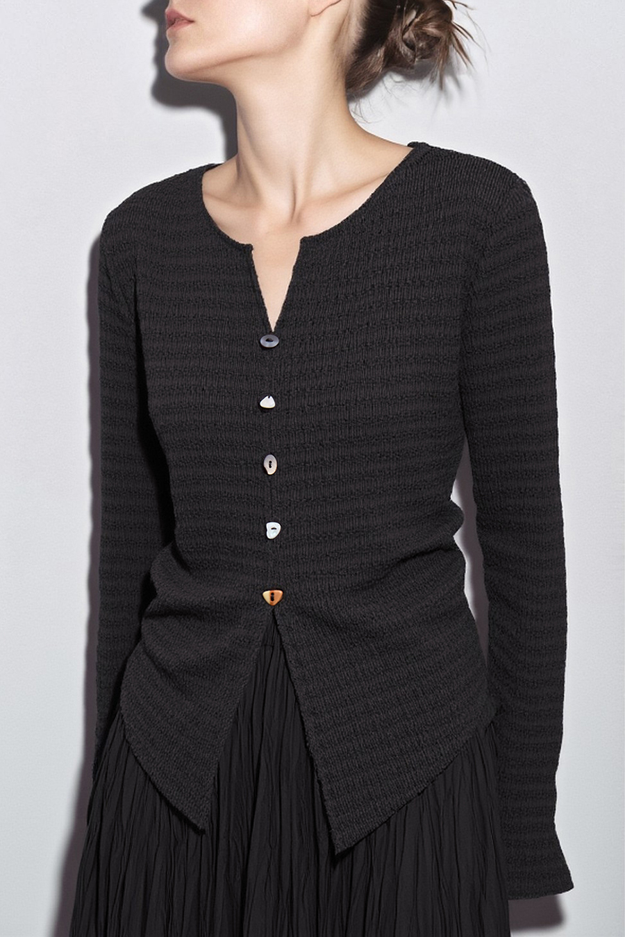 Slim Fit Micro Flare Sleeve T-Shirt|AMII