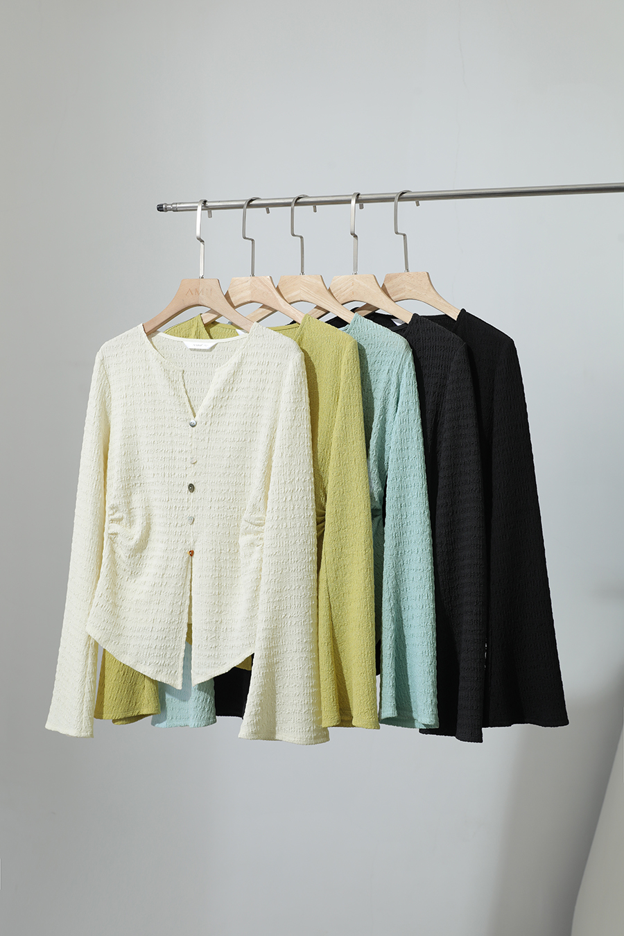 Slim Fit Micro Flare Sleeve T-Shirt|AMII-AMII.com