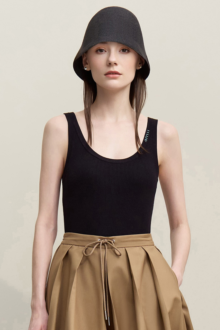 Letter jacquard camisole|AMII