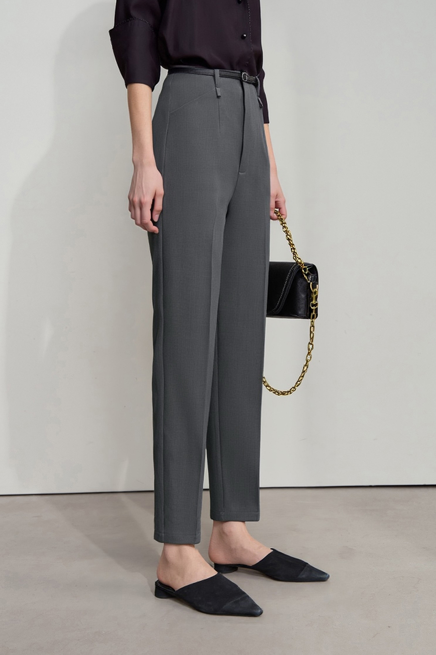 Straight-leg commuter trousers|AMII