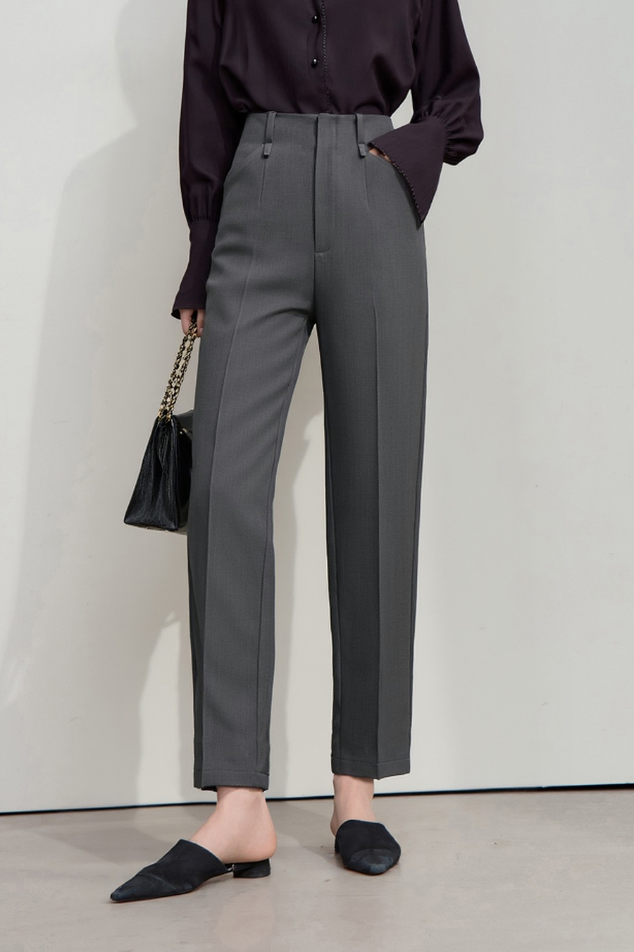 Straight-leg commuter trousers|AMII