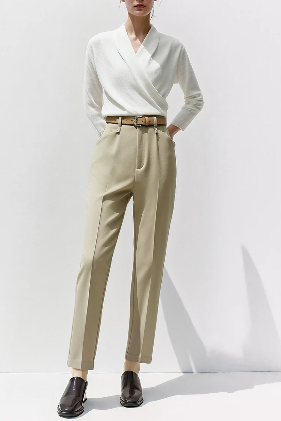 Straight-leg commuter trousers|AMII