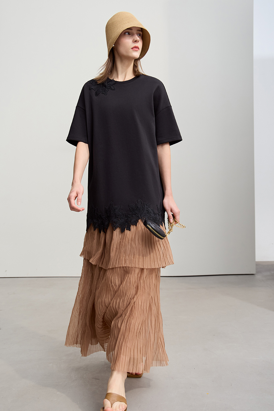 Lace Patchwork Air Layer T-shirt