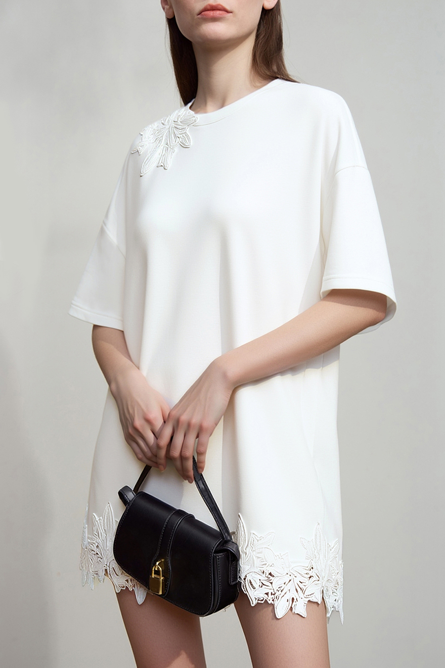 Lace Patchwork Air Layer T-shirt