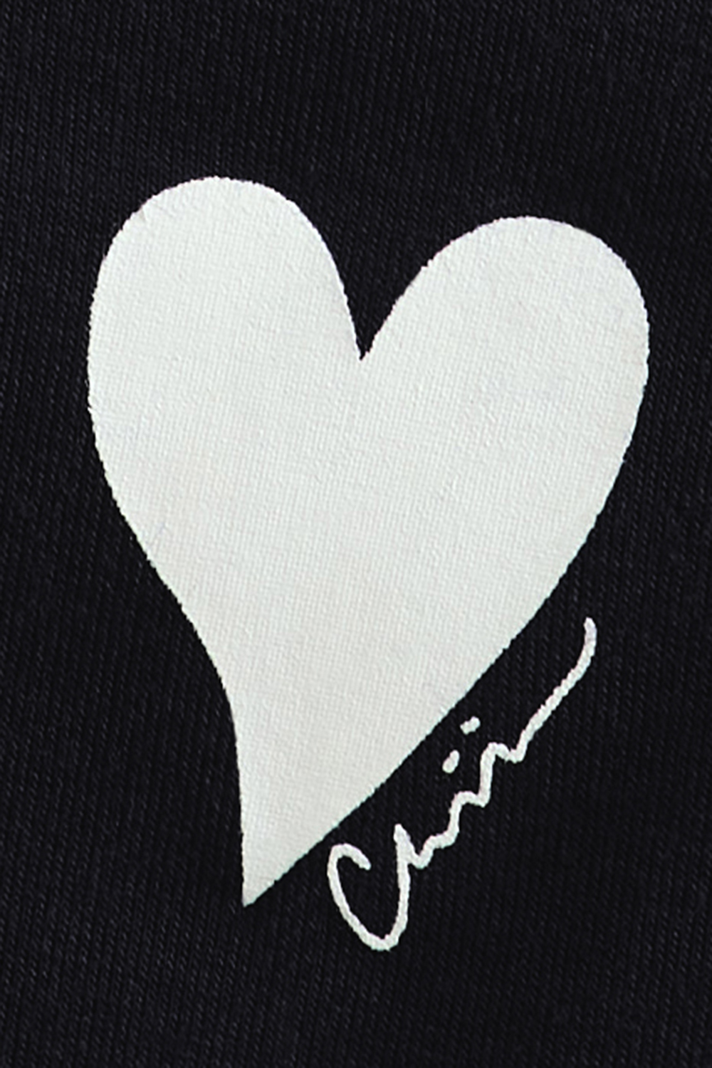 Heart Print U-neck T-shirt