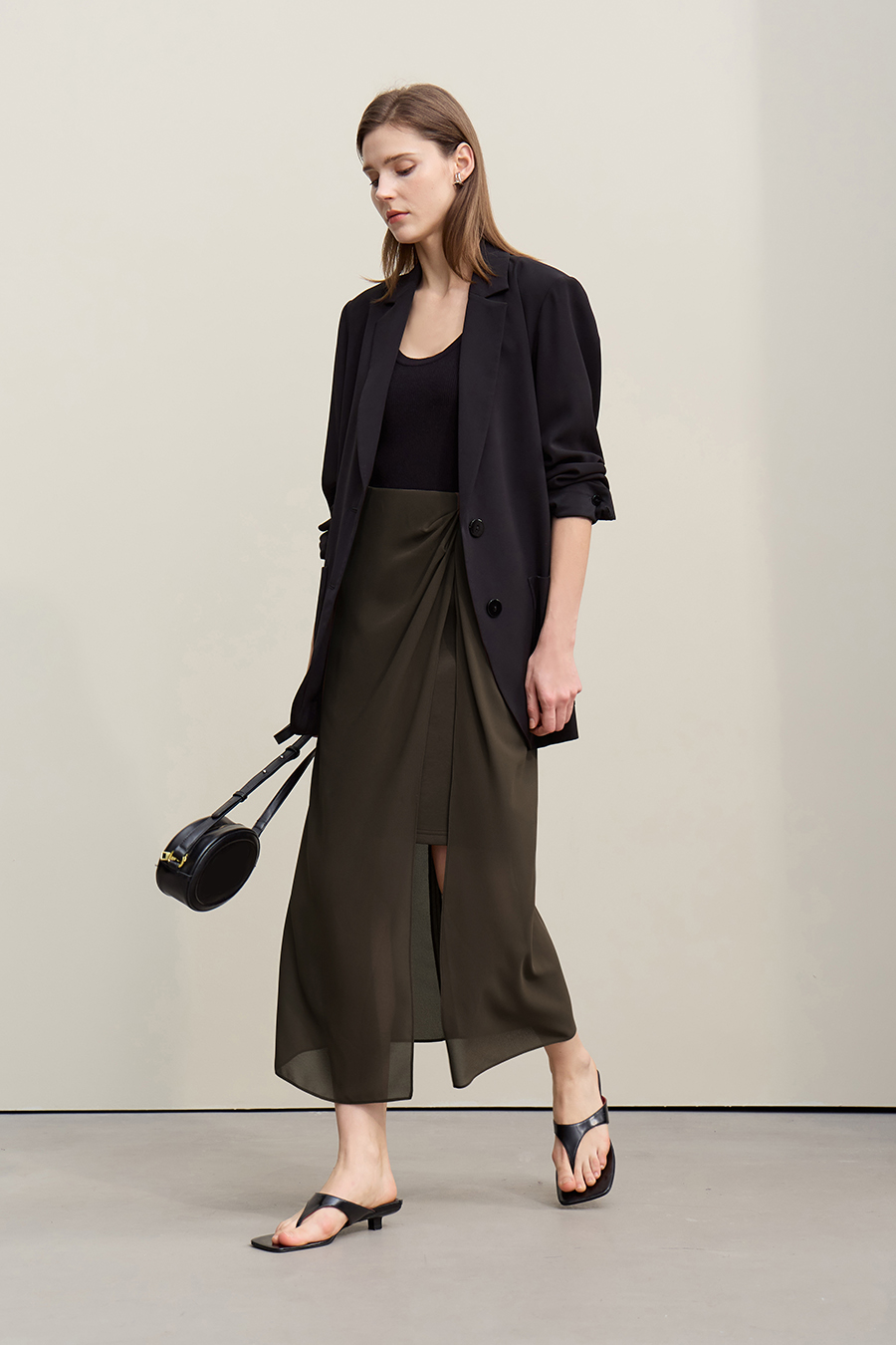 High Slit Gathered Skirt|AMII