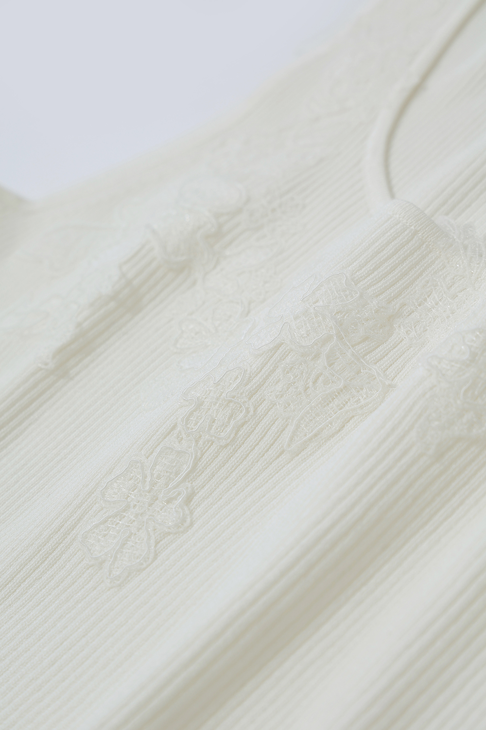 Lace Spliced Camisole|AMII