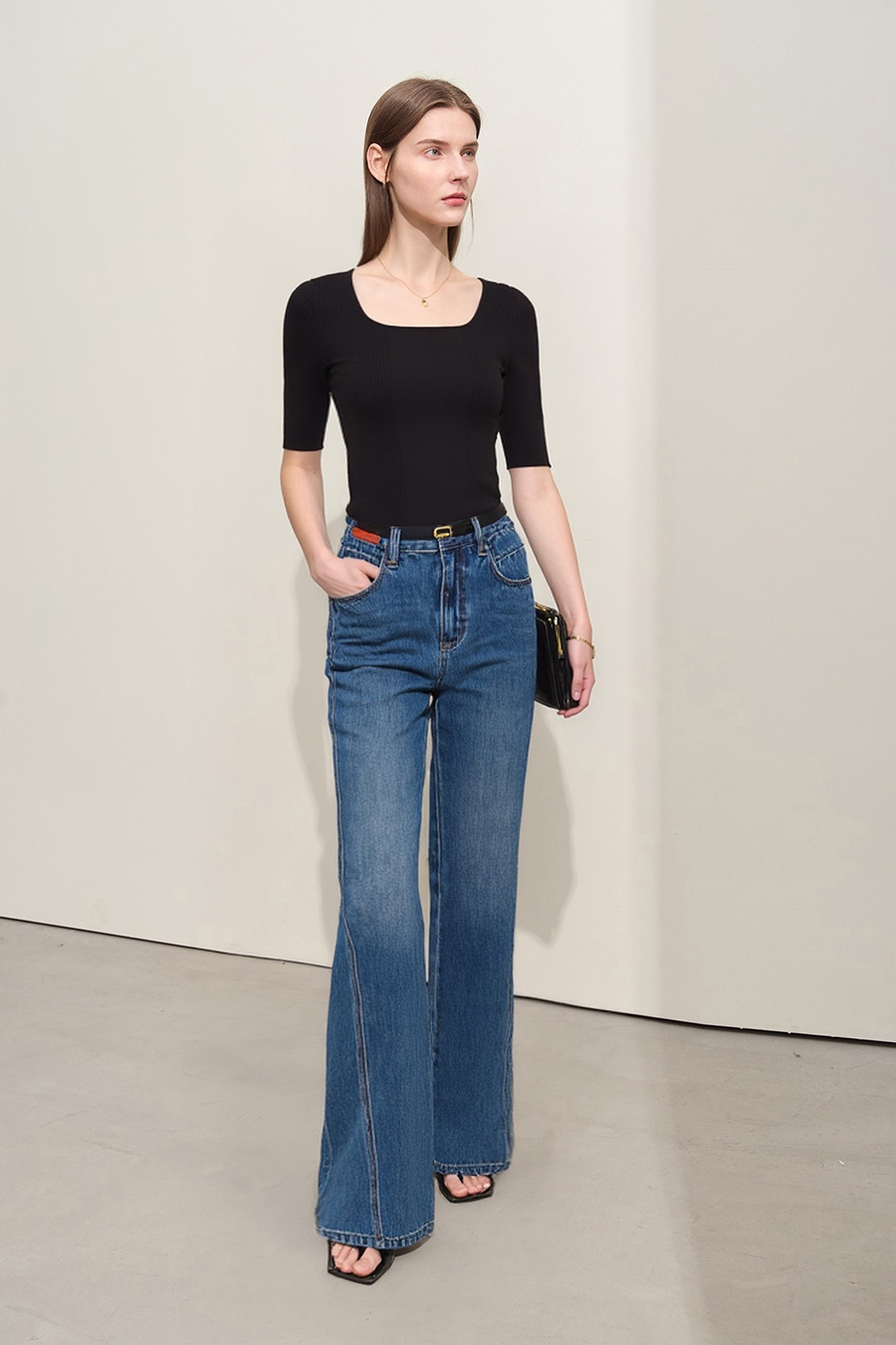 Square Neck Three-quarter Sleeve Knit Sweater|AMII