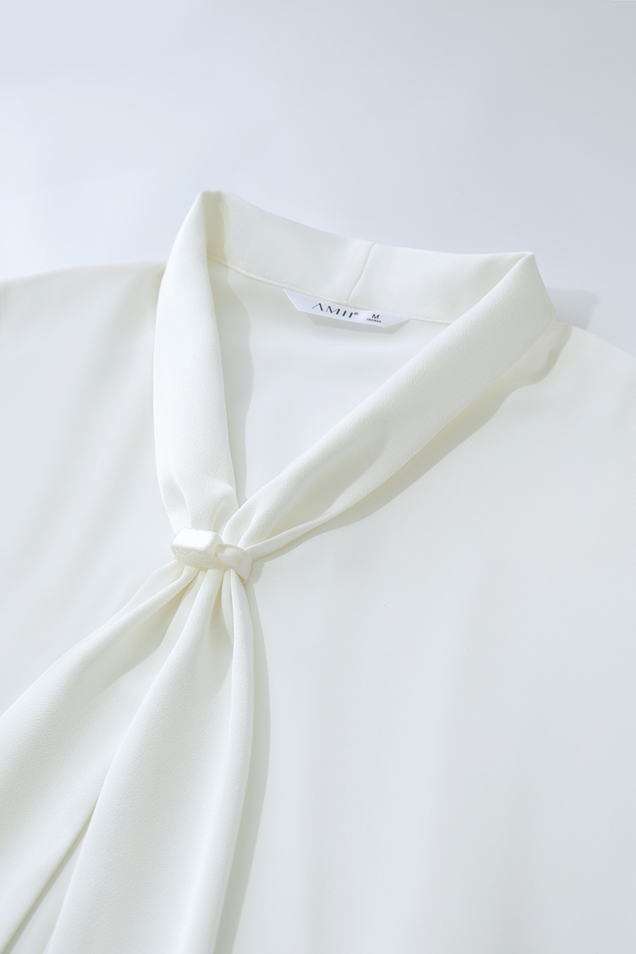 Satin Tie Neck Chiffon Blouse|AMII