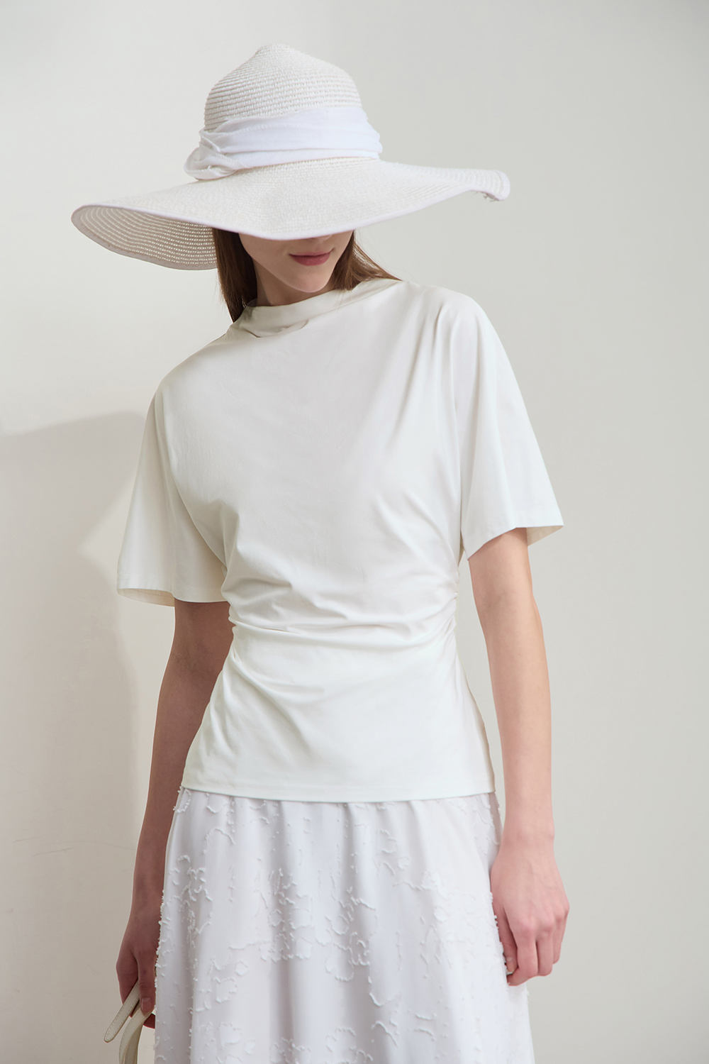 Semi-high Neck Waist T-shirt