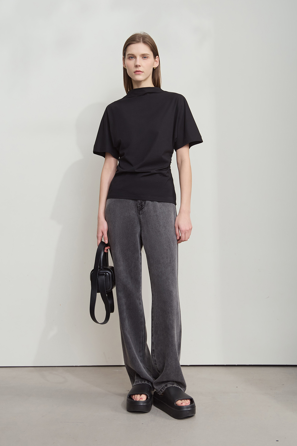 Semi-high Neck Waist T-shirt