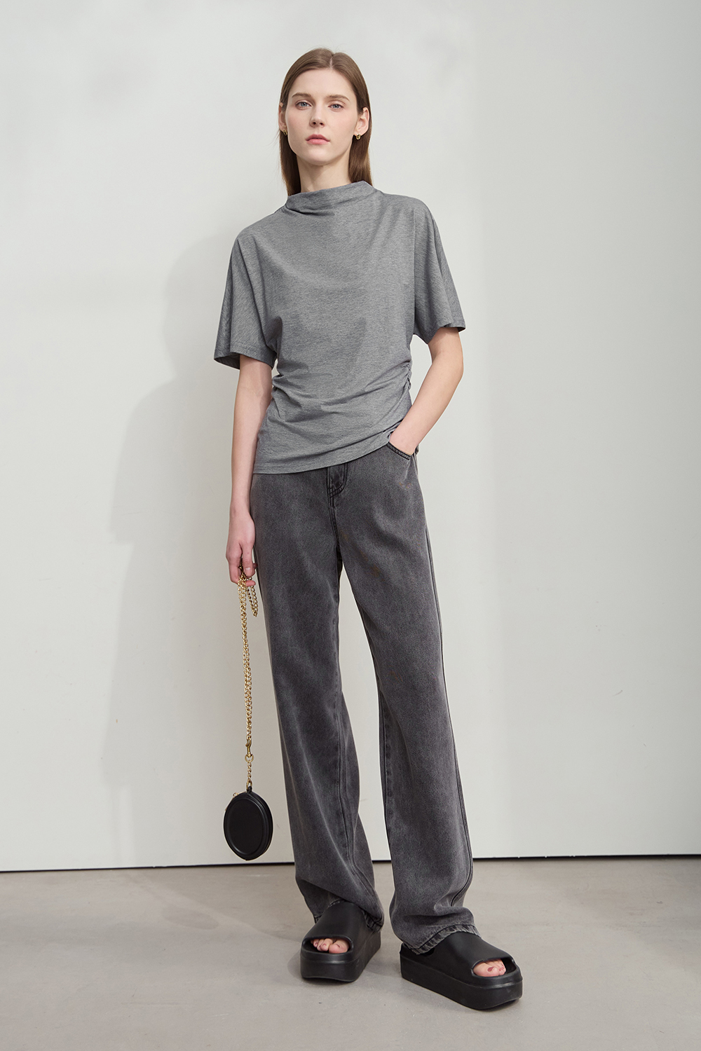 Semi-high Neck Waist T-shirt