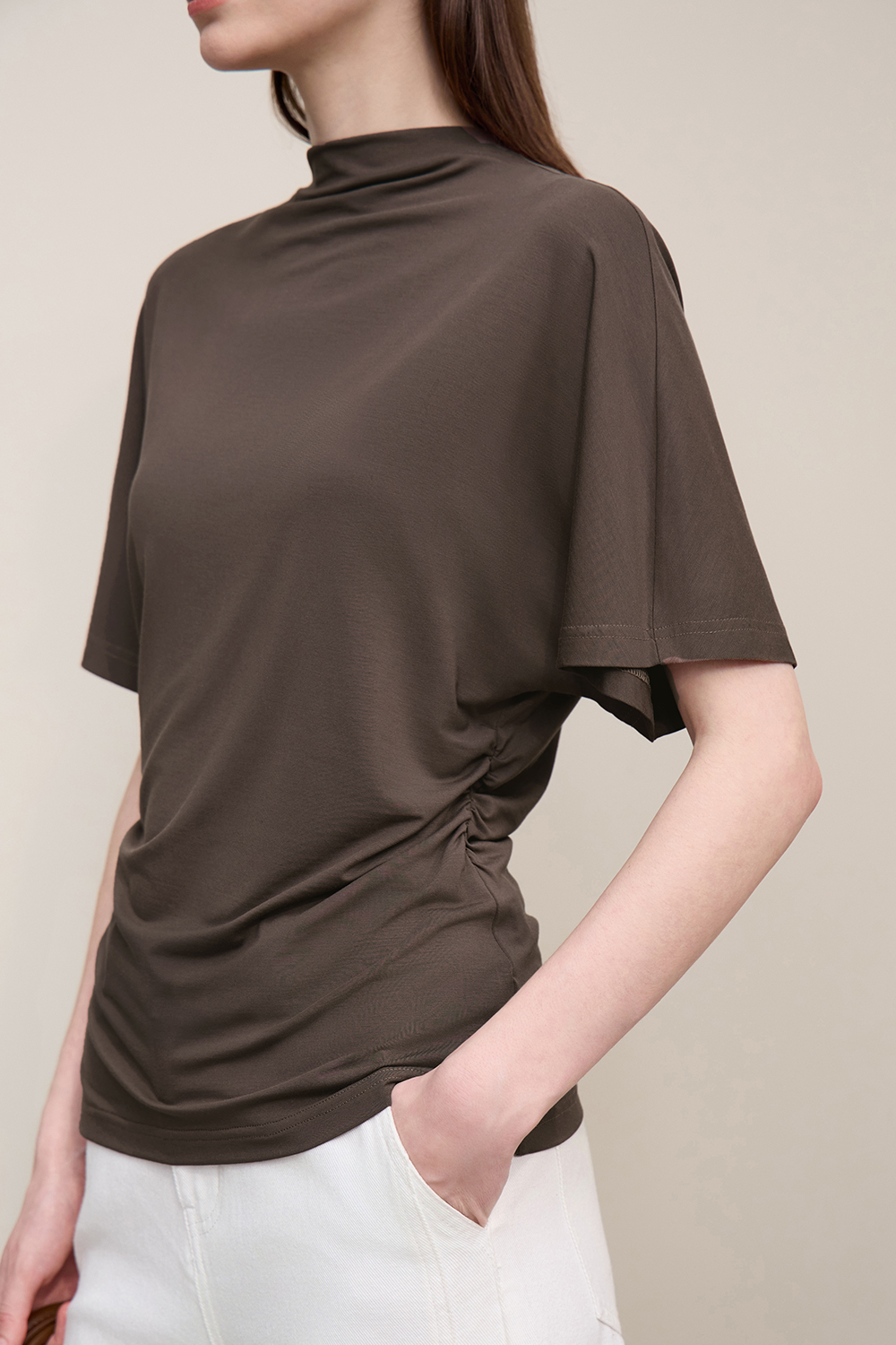 Semi-high Neck Waist T-shirt