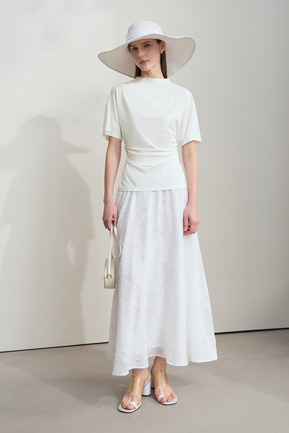 Semi-high Neck Waist T-shirt