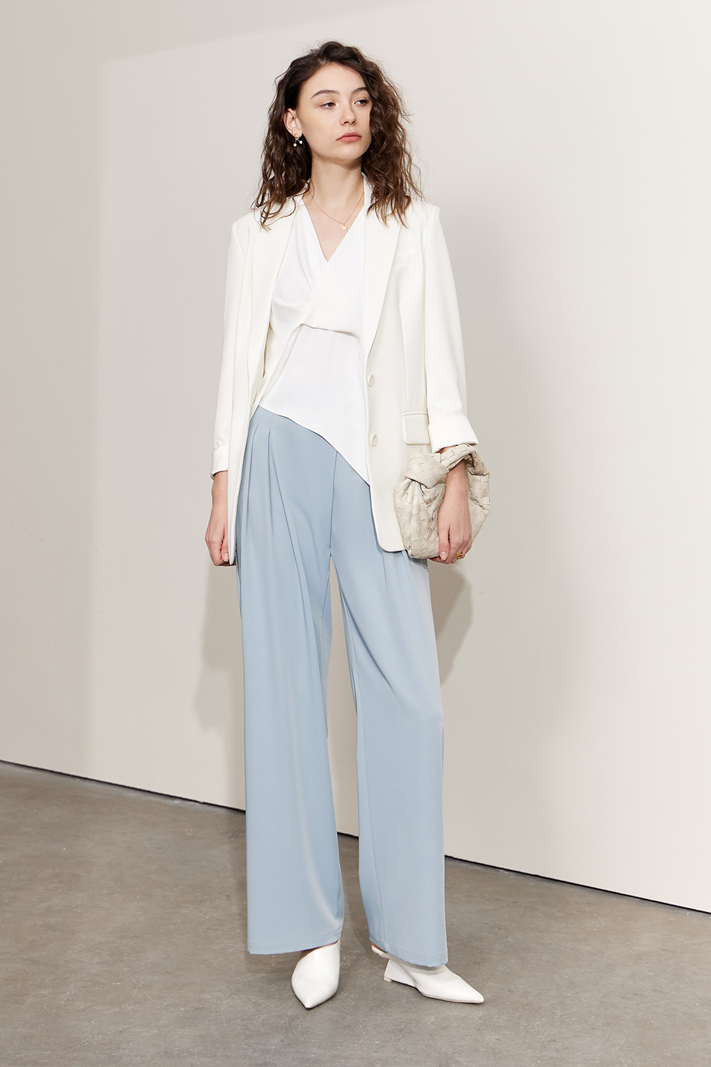 V-neck Twist Chiffon Top