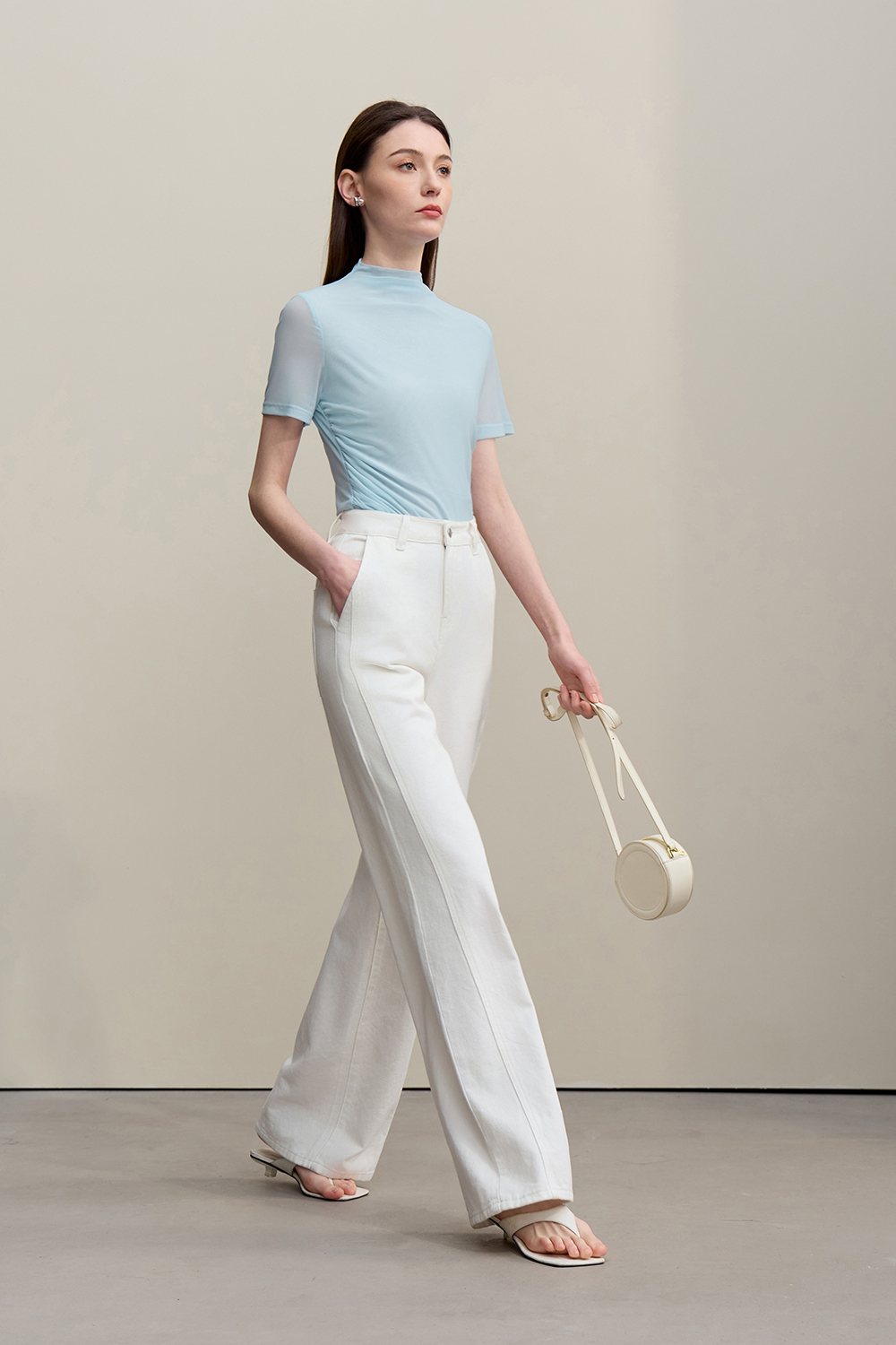 Mock Neck Mesh T-Shirt|AMII
