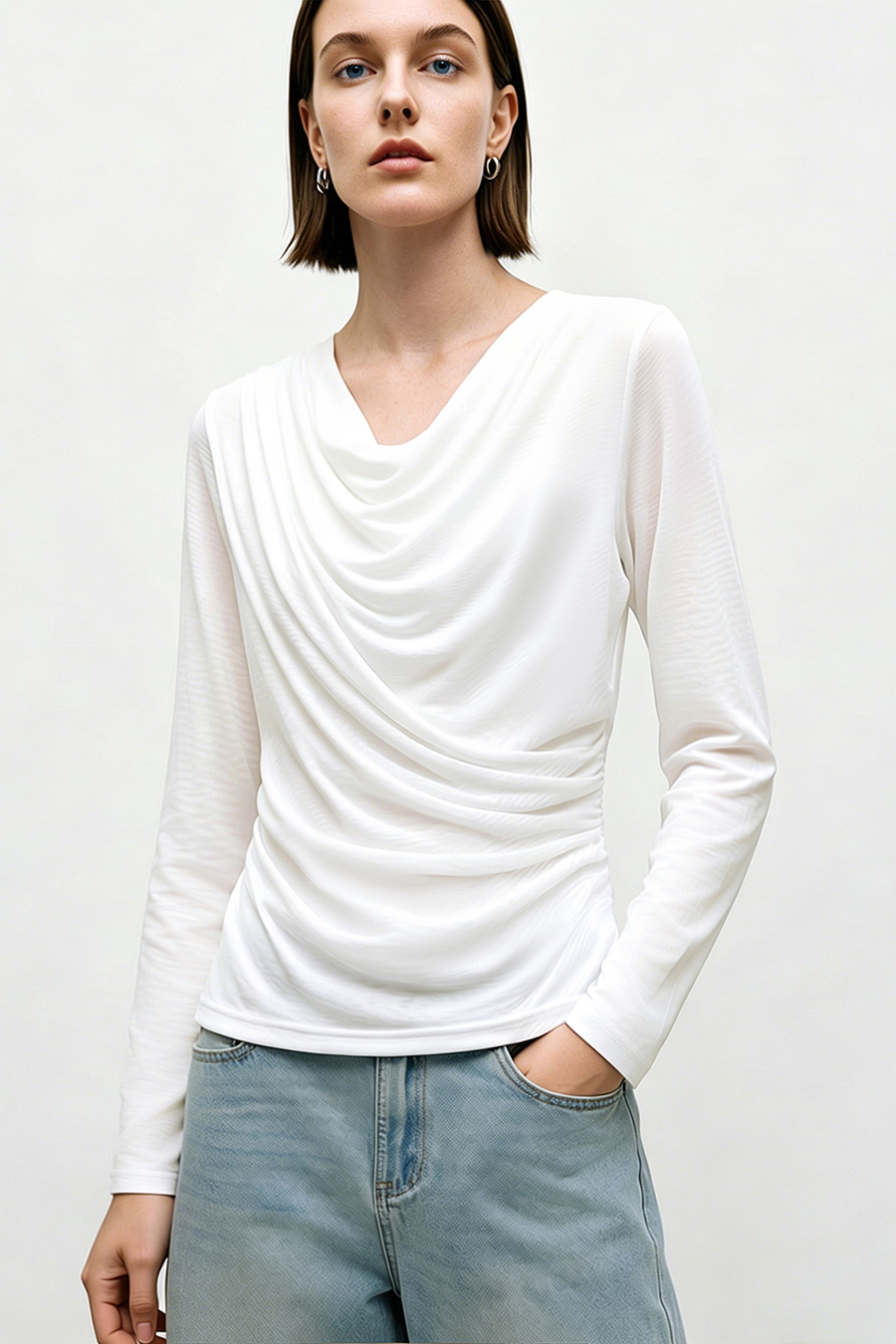 Draped Neck Ruched Mesh Tee | AMII